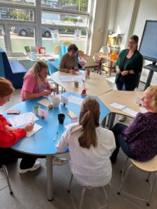 tekenen studiedag onderbouw kleuter kleuterjuf groep 1 2 3 KPO De Appel Kindcentrum prentenboek kinderboekenweek NT2